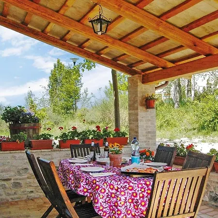 Holiday Rondine 06 Holiday home Smirra